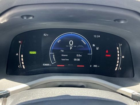 Used 2025 Toyota Camry SE FWD image 39