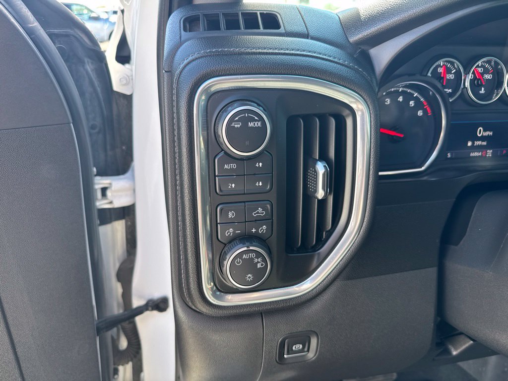 Used 2021 Chevrolet Silverado 1500 RST w/ Z71 Off-Road Package AWD/4WD image 16