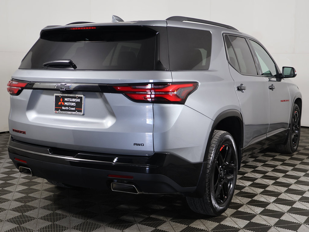 Used 2023 Chevrolet Traverse Premier w/ Redline Edition AWD/4WD image 16