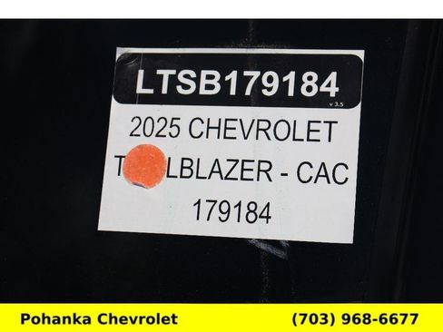 Certified 2025 Chevrolet TrailBlazer LT w/ Convenience Package FWD image 37