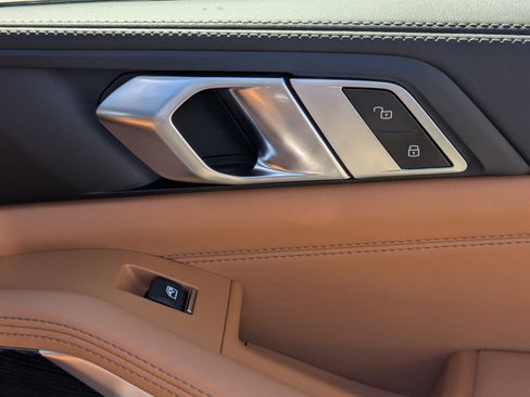 New 2026 BMW X5 xDrive40i w/ M Sport Package image 35