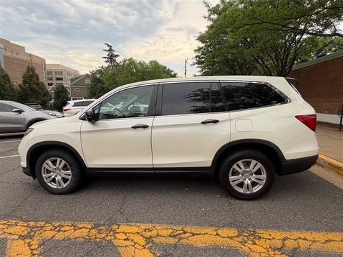Used 2018 Honda Pilot LX image 12