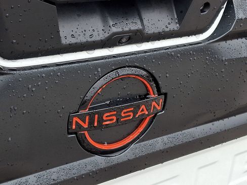 Used 2025 Nissan Frontier PRO-4X image 29