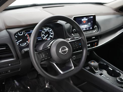 Used 2023 Nissan Rogue SV AWD/4WD image 21