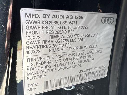 Certified 2026 Audi Q8 Premium Plus w/ Premium Plus Package AWD/4WD image 37