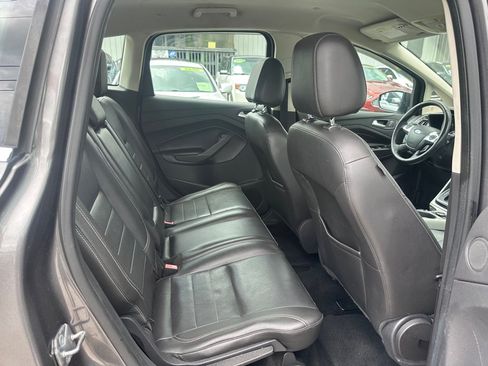 Used 2013 Ford C-MAX SEL FWD image 14