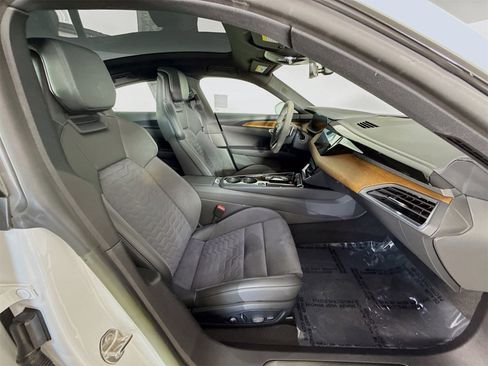 Certified 2022 Audi e-tron GT Premium Plus image 29