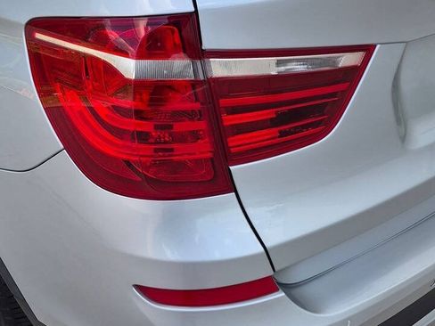 Used 2016 BMW X3 xDrive28i AWD/4WD image 19