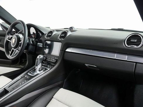 Certified 2024 Porsche 718 Cayman image 21