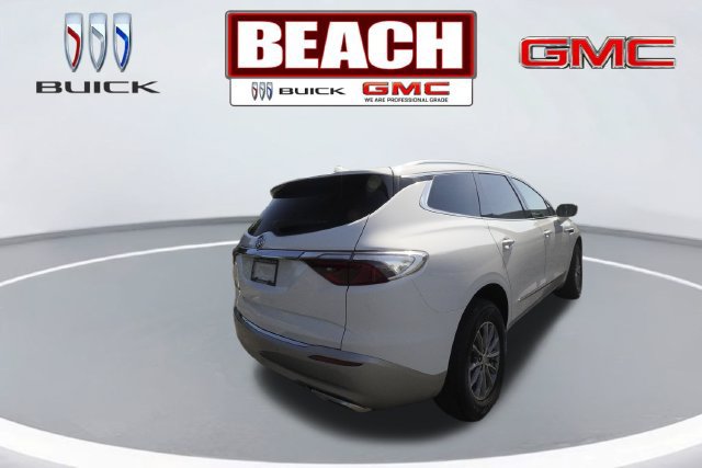 Used 2024 Buick Enclave Essence FWD image 2