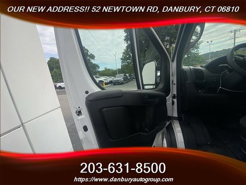Used 2025 RAM ProMaster 2500 w/ U-Haul Equipment Group FWD image 14