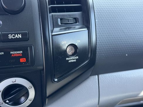 Used 2005 Toyota Tacoma 2WD Regular Cab image 25