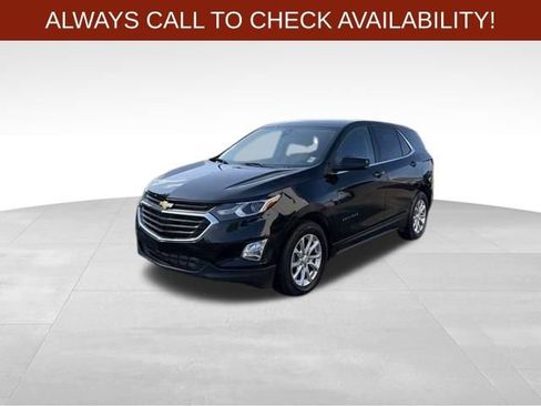 Used 2020 Chevrolet Equinox LT w/ Driver Convenience Package FWD image 3
