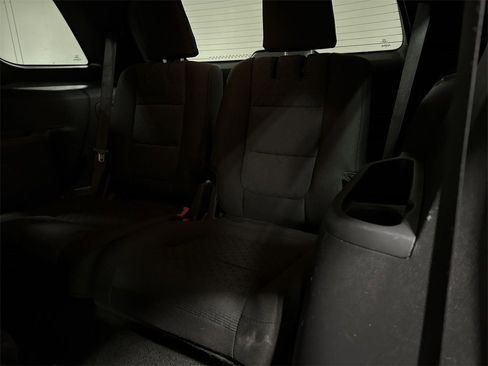 Used 2012 Ford Explorer XLT image 39