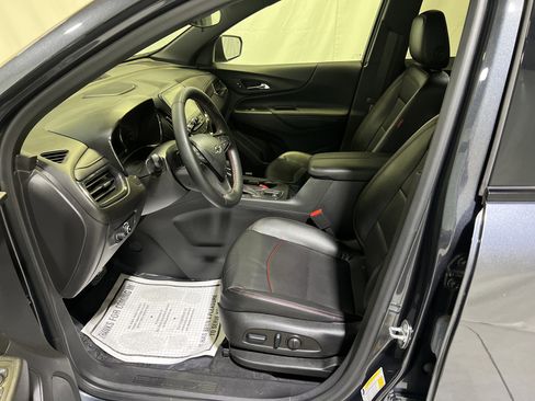 Used 2023 Chevrolet Equinox RS w/ RS Leather Package image 18