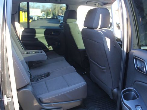 Used 2020 Chevrolet Suburban LS image 13
