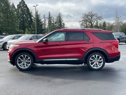 Certified 2021 Ford Explorer Platinum w/ Equipment Group 601A image 7