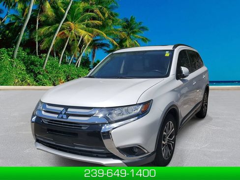 Used 2016 Mitsubishi Outlander SEL FWD image 1