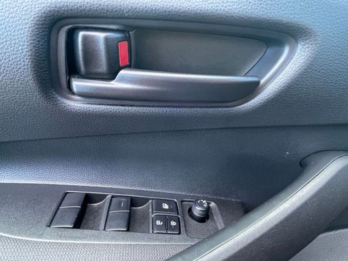 Used 2025 Toyota Corolla LE image 18