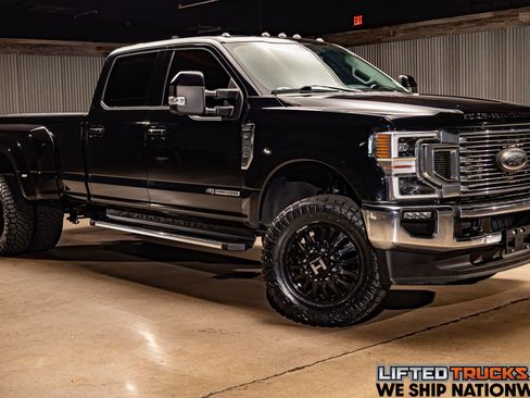 Used 2021 Ford F350 Lariat w/ Lariat Ultimate Package image 1