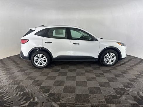 Used 2022 Ford Escape S AWD/4WD image 4