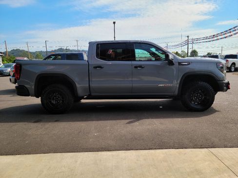 Used 2024 GMC Sierra 1500 AT4X w/ AT4X AEV Edition image 34