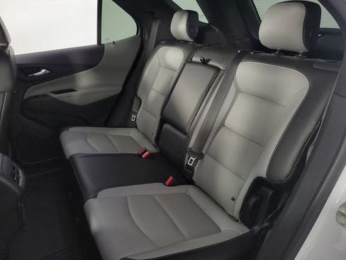 Used 2019 Chevrolet Equinox Premier FWD image 16