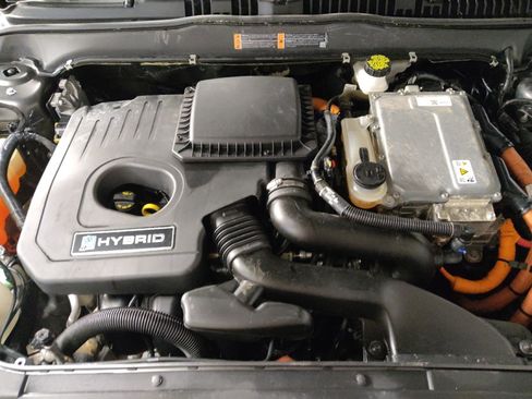 Used 2019 Ford Fusion SE image 30