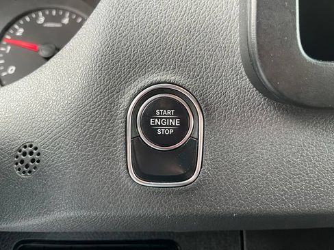 Used 2022 Mercedes-Benz Sprinter 2500 image 23