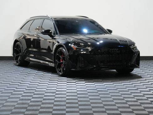 Used 2024 Audi RS 6 performance image 5