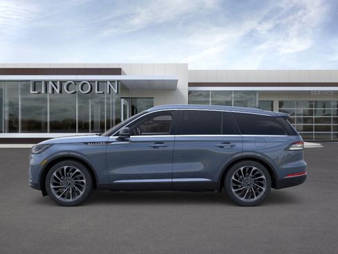 New 2026 Lincoln Aviator Reserve image 3