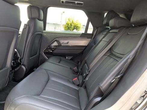 New 2026 Land Rover Range Rover Sport SE AWD/4WD image 16