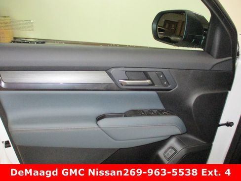 New 2026 GMC Terrain AT4 image 15