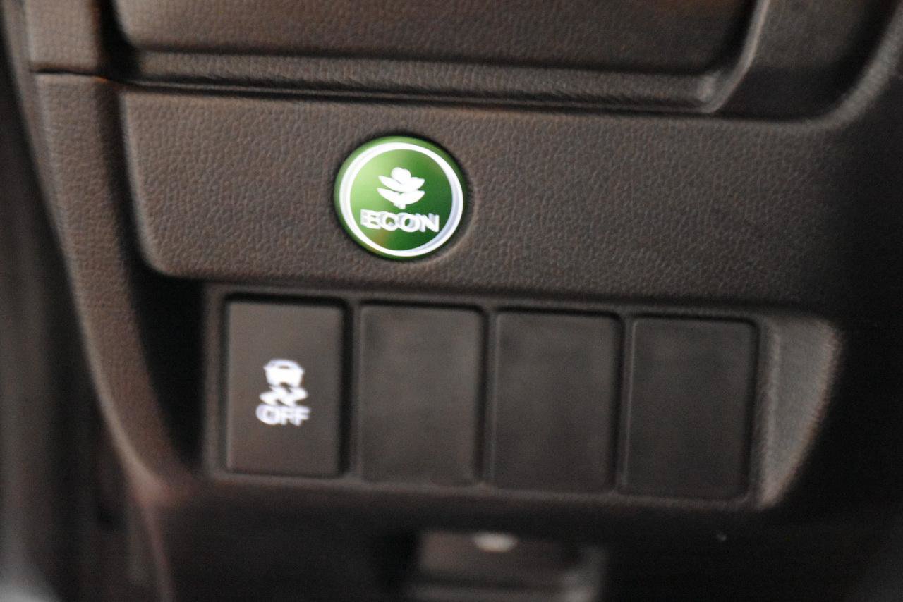 Used 2016 Honda Fit EX image 37