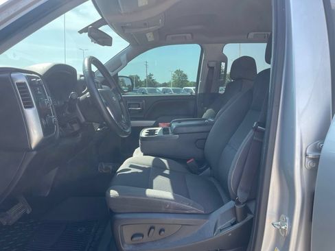 Used 2018 Chevrolet Silverado 1500 LT w/ All Star Edition AWD/4WD image 12