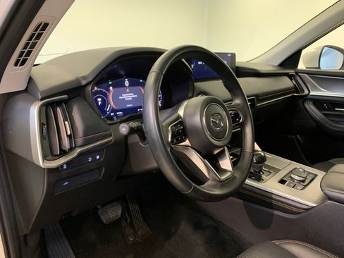 Used 2024 MAZDA CX-90 Plug-In Hybrid w/ Preferred AWD/4WD image 16