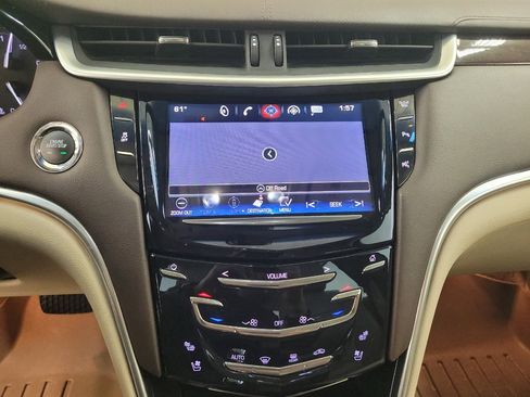 Used 2017 Cadillac XTS Luxury FWD image 25