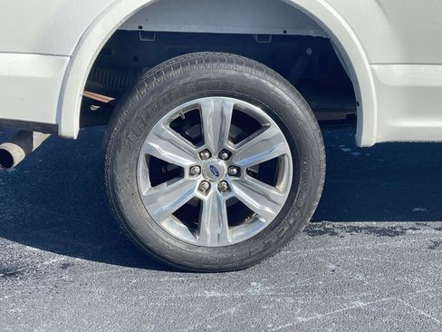 Used 2020 Ford F150 Platinum w/ Equipment Group 701A Luxury AWD/4WD image 9
