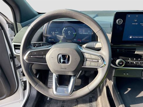 Used 2024 Honda Prologue EX image 11