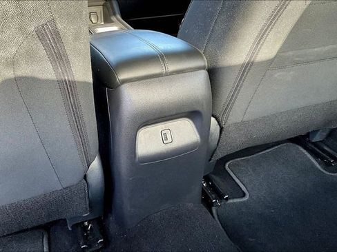Used 2024 Nissan Sentra SV FWD image 10