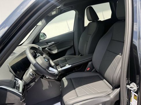 New 2025 BMW X1 xDrive28i w/ Technology Package image 10