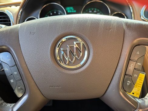 Used 2016 Buick Enclave Premium image 15