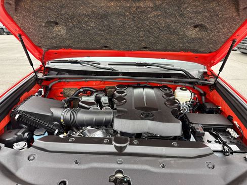 Used 2024 Toyota 4Runner TRD Off-Road Premium w/ Moonroof Package image 9