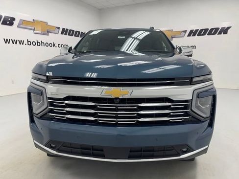 New 2026 Chevrolet Tahoe Premier w/ Sun And Tow Package AWD/4WD image 2