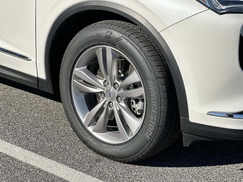 Used 2023 Acura MDX SH-AWD image 12