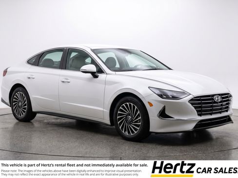 Used 2025 Hyundai Sonata SEL FWD image 1