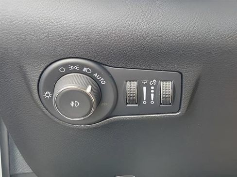Used 2024 Jeep Compass Limited AWD/4WD image 21