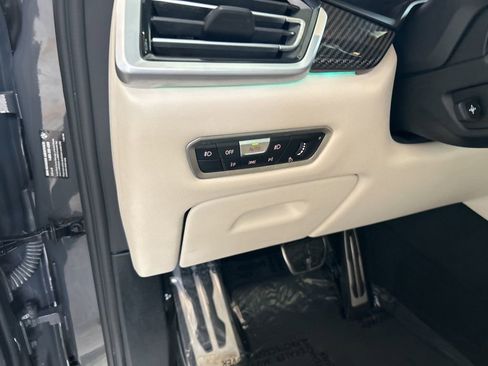 Used 2021 BMW X5 M50i w/ Executive Package image 55