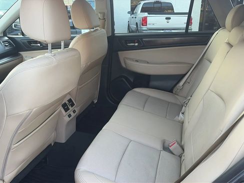 Used 2015 Subaru Outback 2.5i Limited image 31
