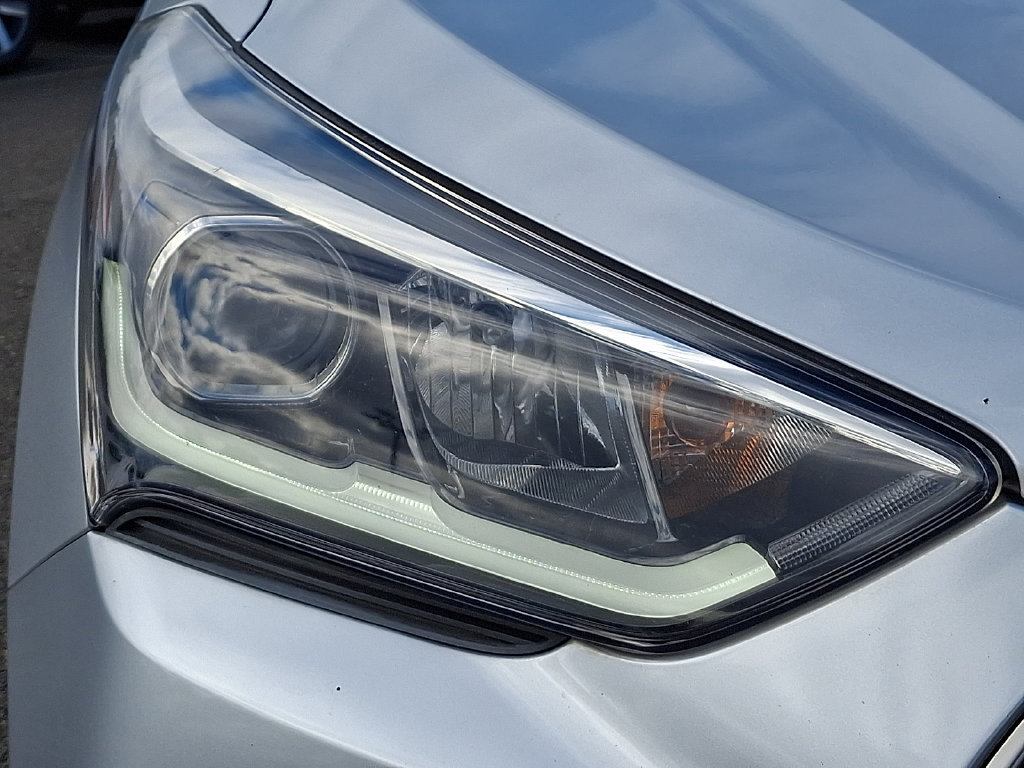 Used 2019 Hyundai Santa Fe XL SE AWD/4WD image 9